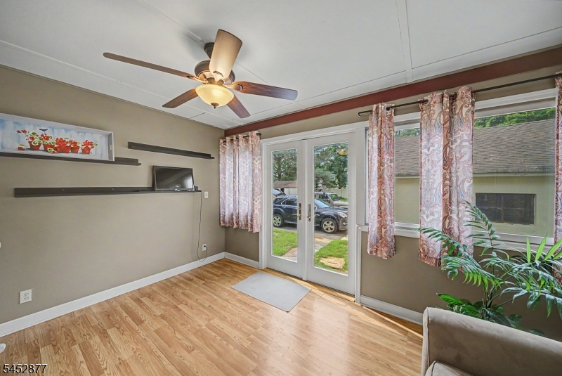 409 Ridge Road Dayton, NJ 08810 - Photo 23 of 36 Gallery Image 23