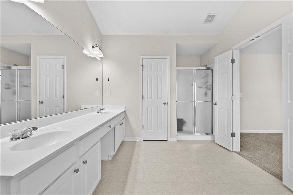 9005 Ruel Lane Suwanee, GA 30024 - Photo 27 of 38