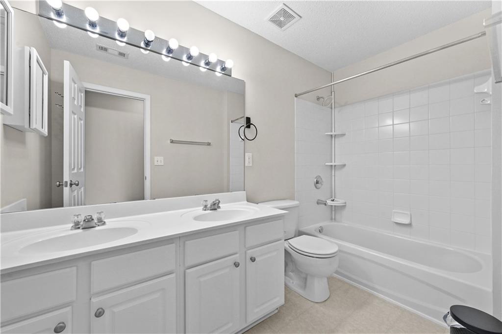 9005 Ruel Lane Suwanee, GA 30024 - Photo 30 of 38