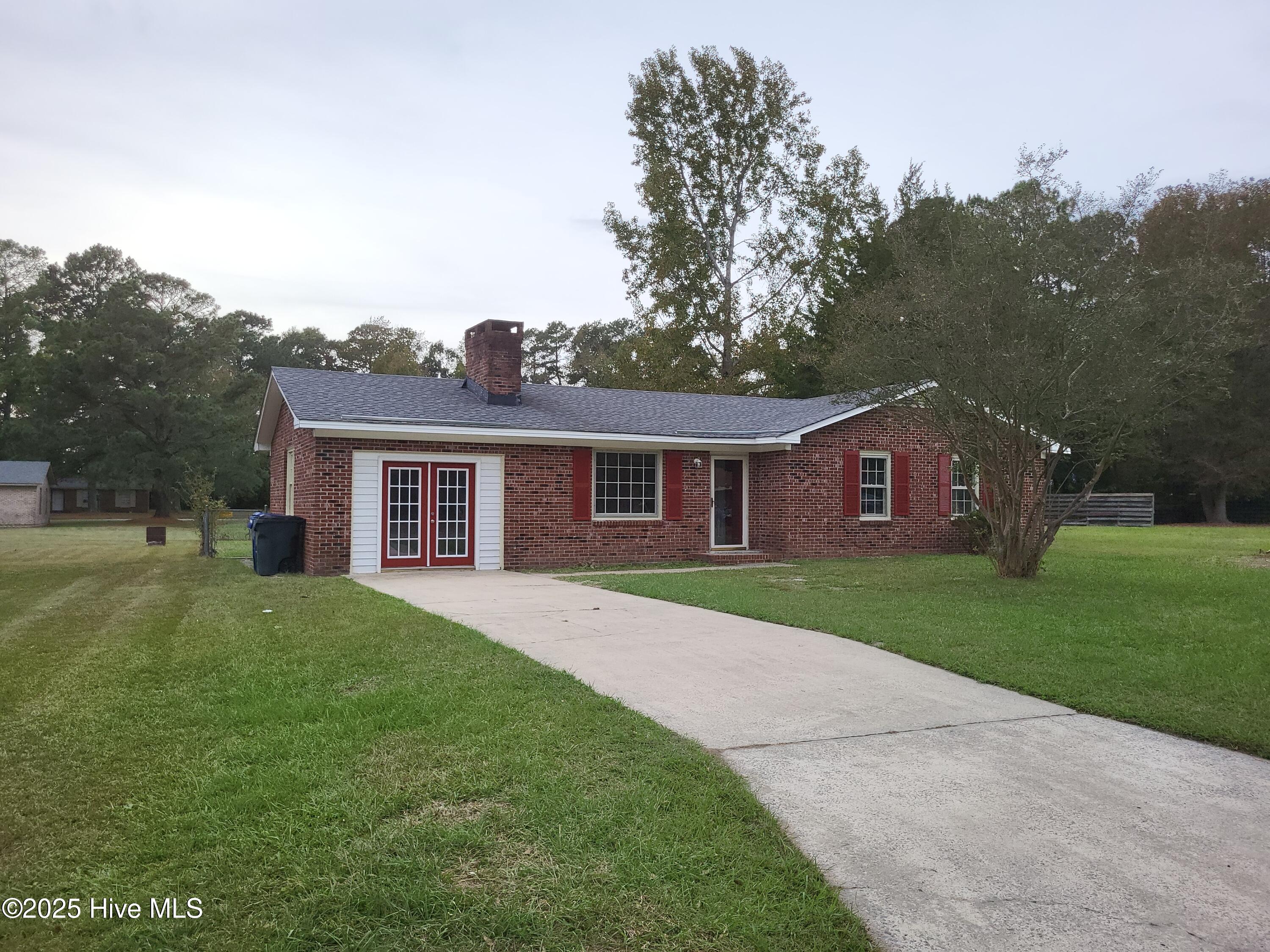 1304 Manchester Road Kinston, NC 28504 - Photo 23 of 27 24