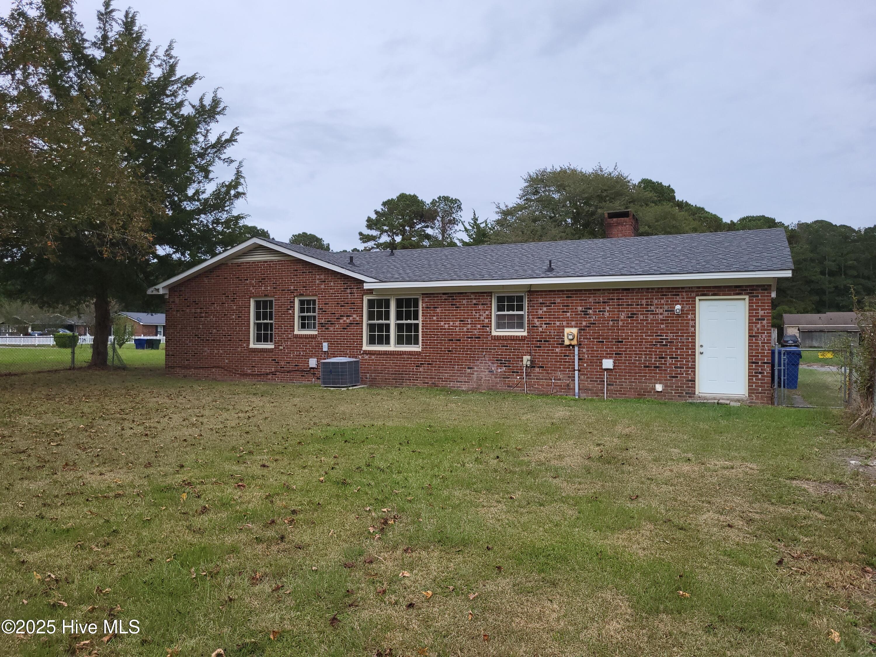 1304 Manchester Road Kinston, NC 28504 - Photo 26 of 27 27