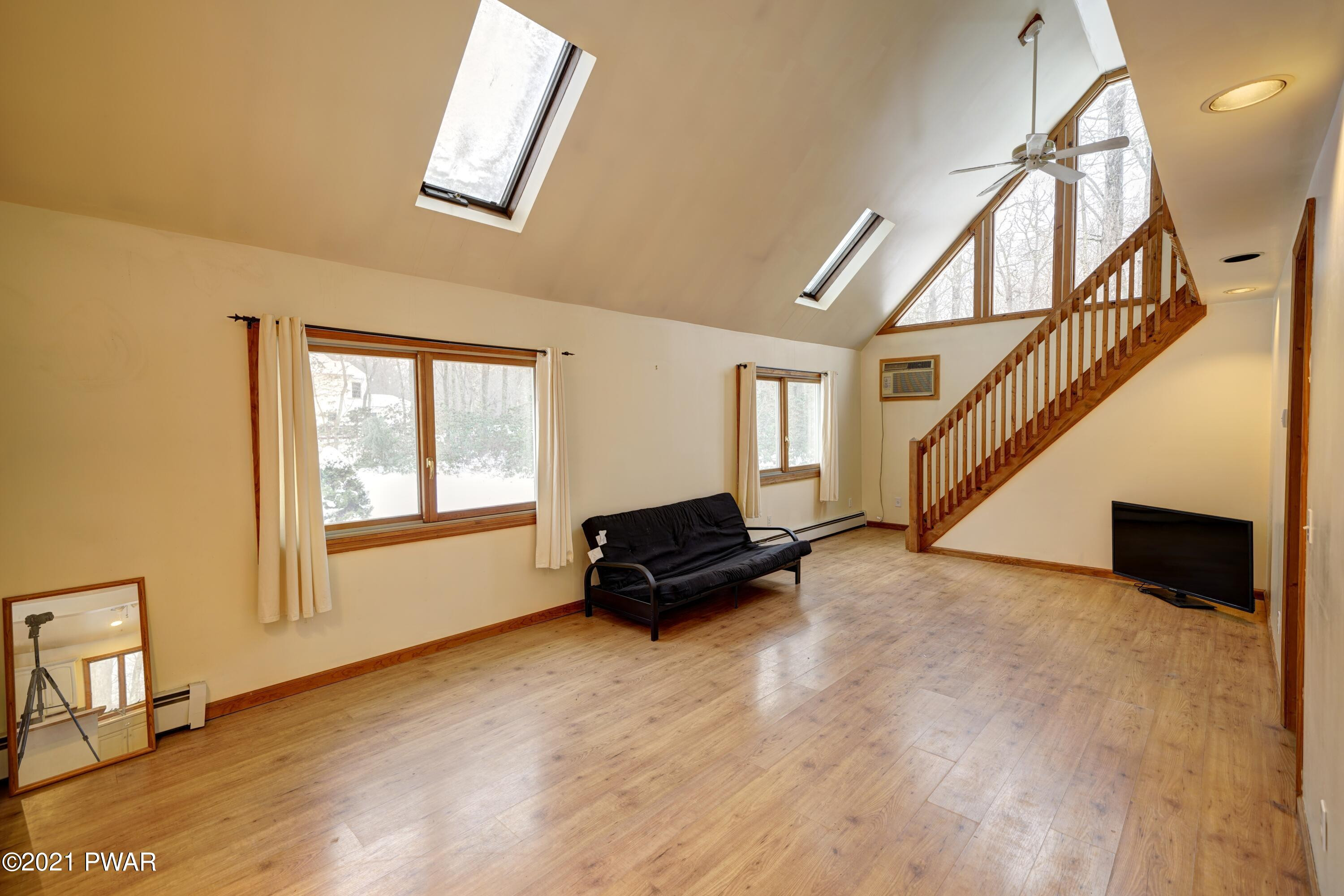 187 Conashaugh Road Milford, PA 18337 - Photo 13 of 24