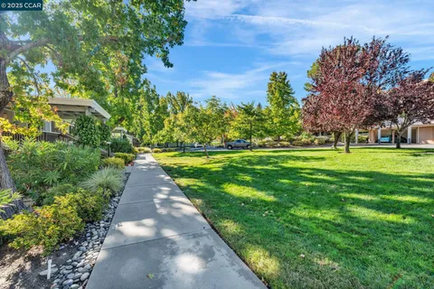 $599,000 | 1200 Leisure Lane, Unit 4, Walnut Creek, CA 94595