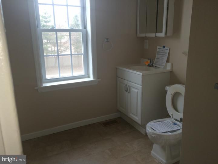 175 Tansboro Road Berlin, NJ 08009 - Photo 11 of 12 Gallery Image 11