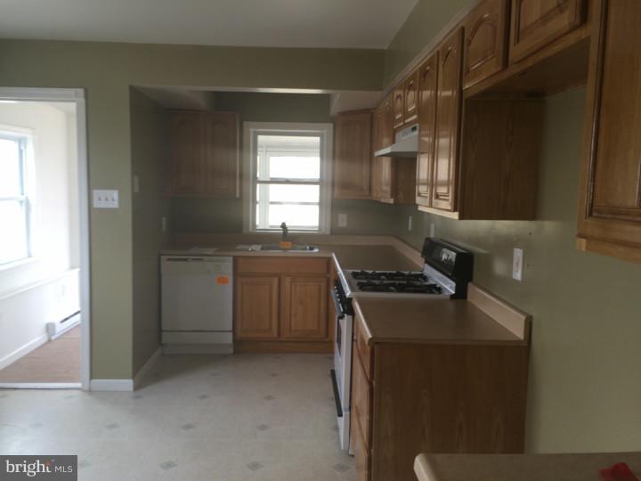 175 Tansboro Road Berlin, NJ 08009 - Photo 4 of 12 Gallery Image 4