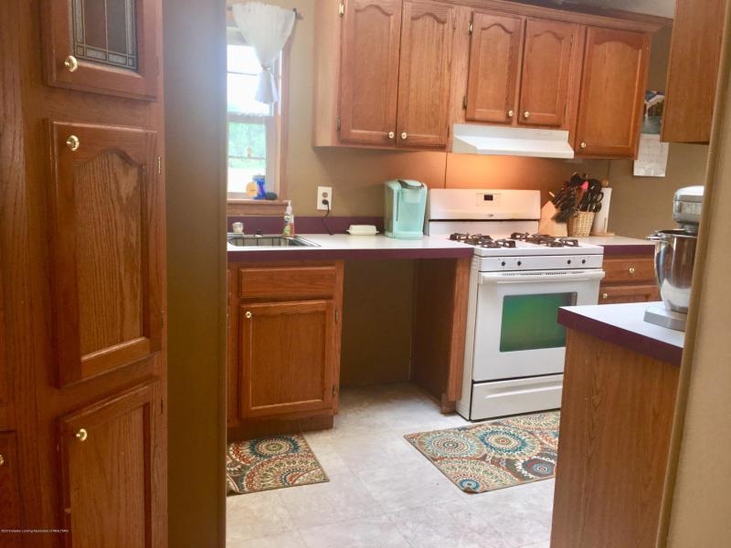 1267 West St Charles Road Ithaca, MI 48847 - Photo 11 of 32 1871613-10.JPG