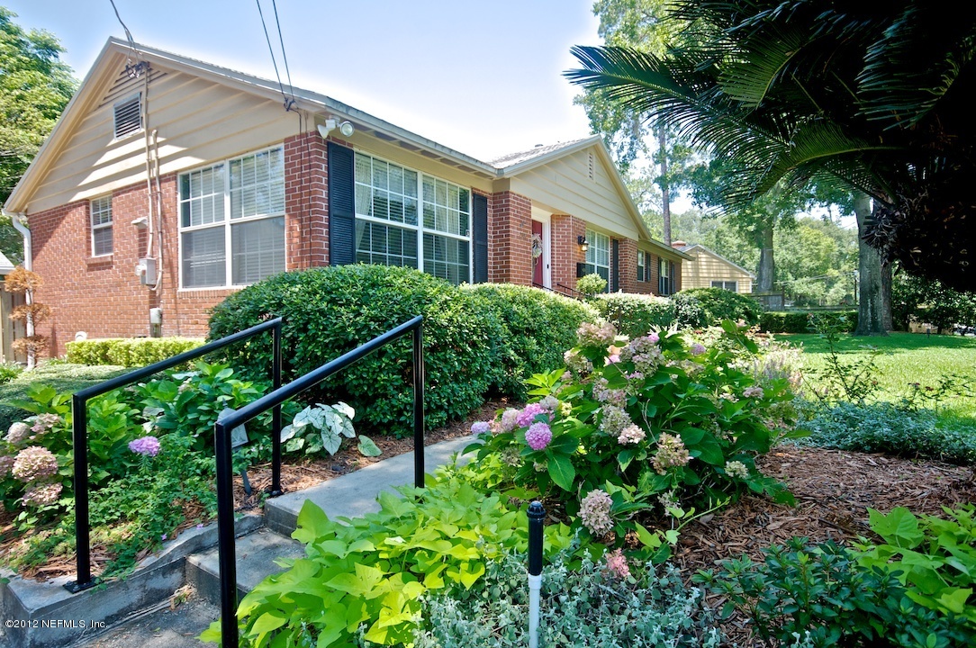 1546 Pershing Road Jacksonville, FL 32205 - Photo 1 of 23 Front
