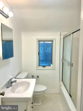 $1,300 | 1128 Howard Avenue, Unit B, Bellmawr, NJ 08031