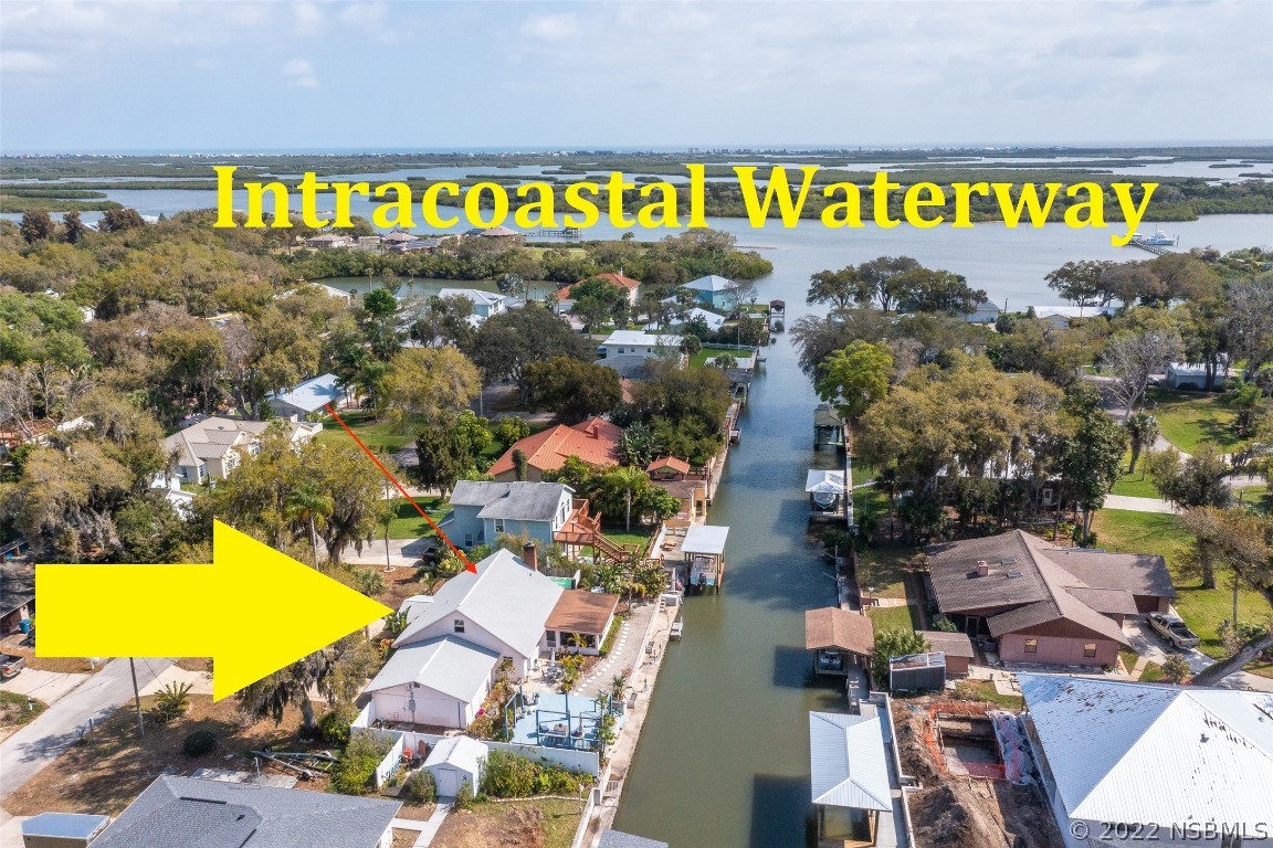 168 Flamingo Road Edgewater, FL 32141 - Photo 4 of 45 Gallery Image 4