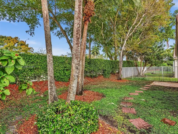 $4,000 | 4147 Sapphire Terrace, Weston, FL 33331