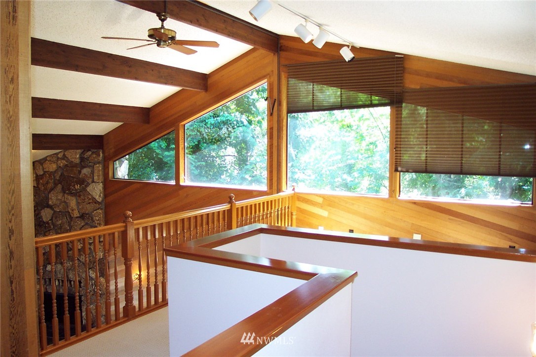 8604 Mill Bight Road Northeast Olympia, WA 98516 - Photo 14 of 24 Gallery Image 14