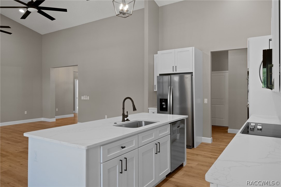 4530 South Florida Avenue Inverness, FL 34450 - Photo 13 of 100 a bathroom with a sink and a mirror