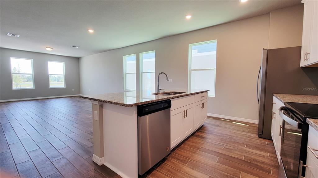 348 South Zuni Road St. Cloud, FL 34771 - Photo 5 of 23