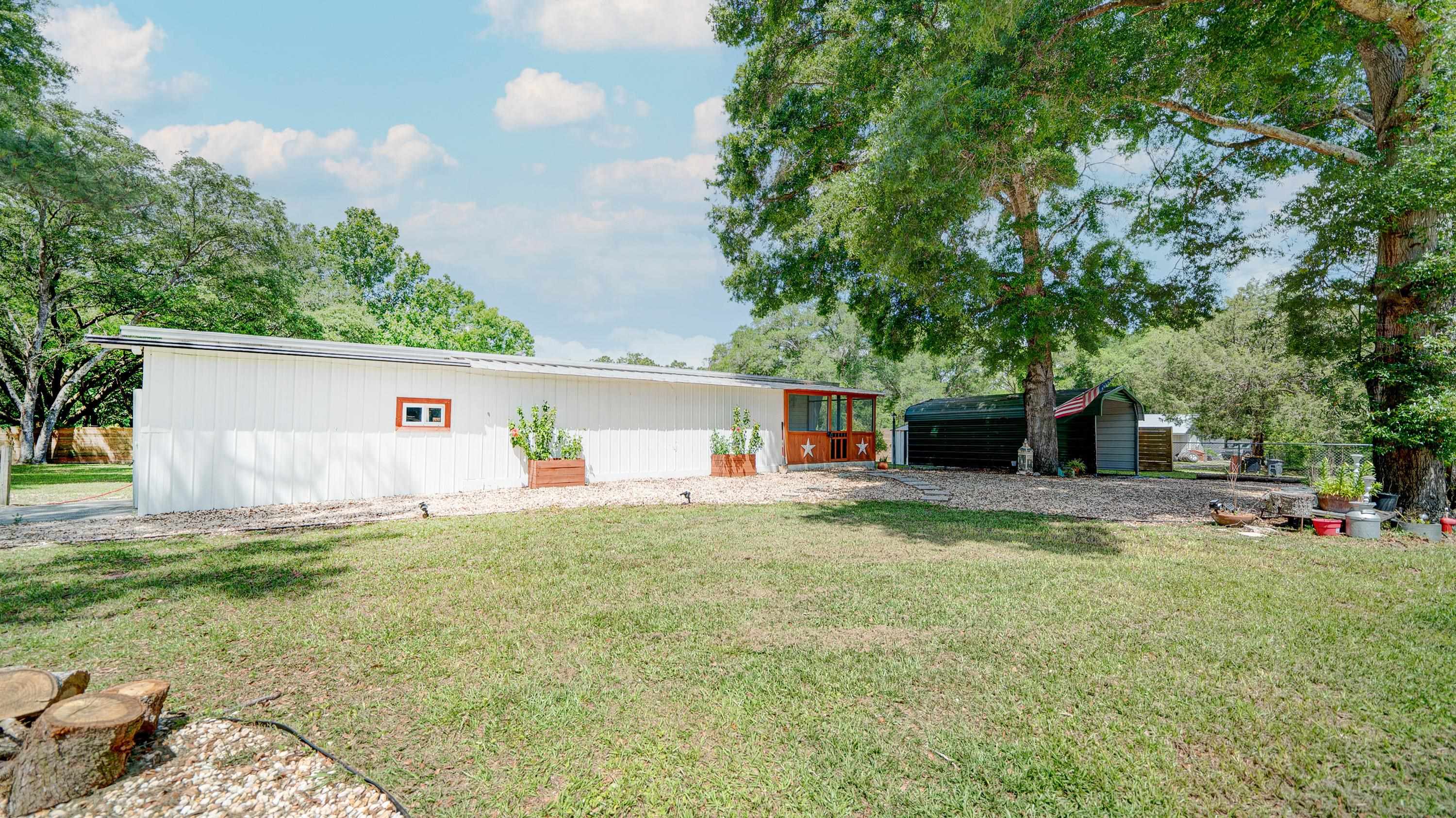 101 Hillcrest Road Satsuma, FL 32189 - Photo 4 of 37 Gallery Image 4