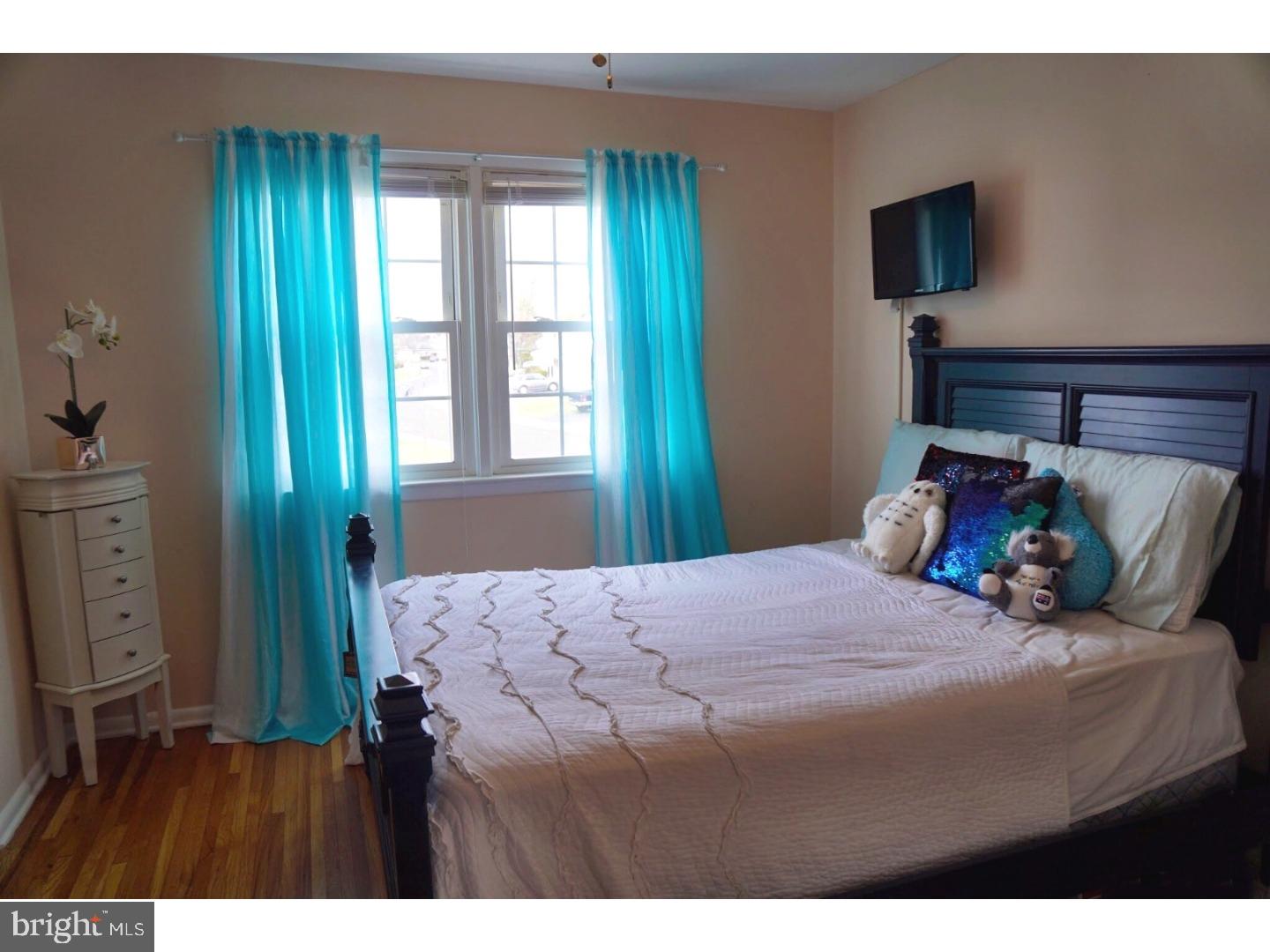 836 Hanford Road Fairless Hills, PA 19030 - Photo 14 of 25 Bedroom 2