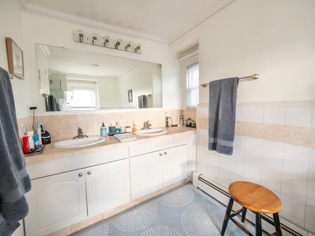 $5,050 | 36 Tremont Street, Unit 2, Cambridge, MA 02139