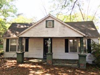 105 Clark Street Rockingham, NC 28379 - Photo 2 of 3 IMG_2173