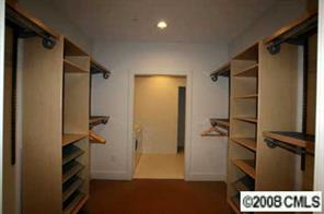 420 Queens Road, Unit 2 Charlotte, NC 28207 - Photo 4 of 8 Gallery Image 4