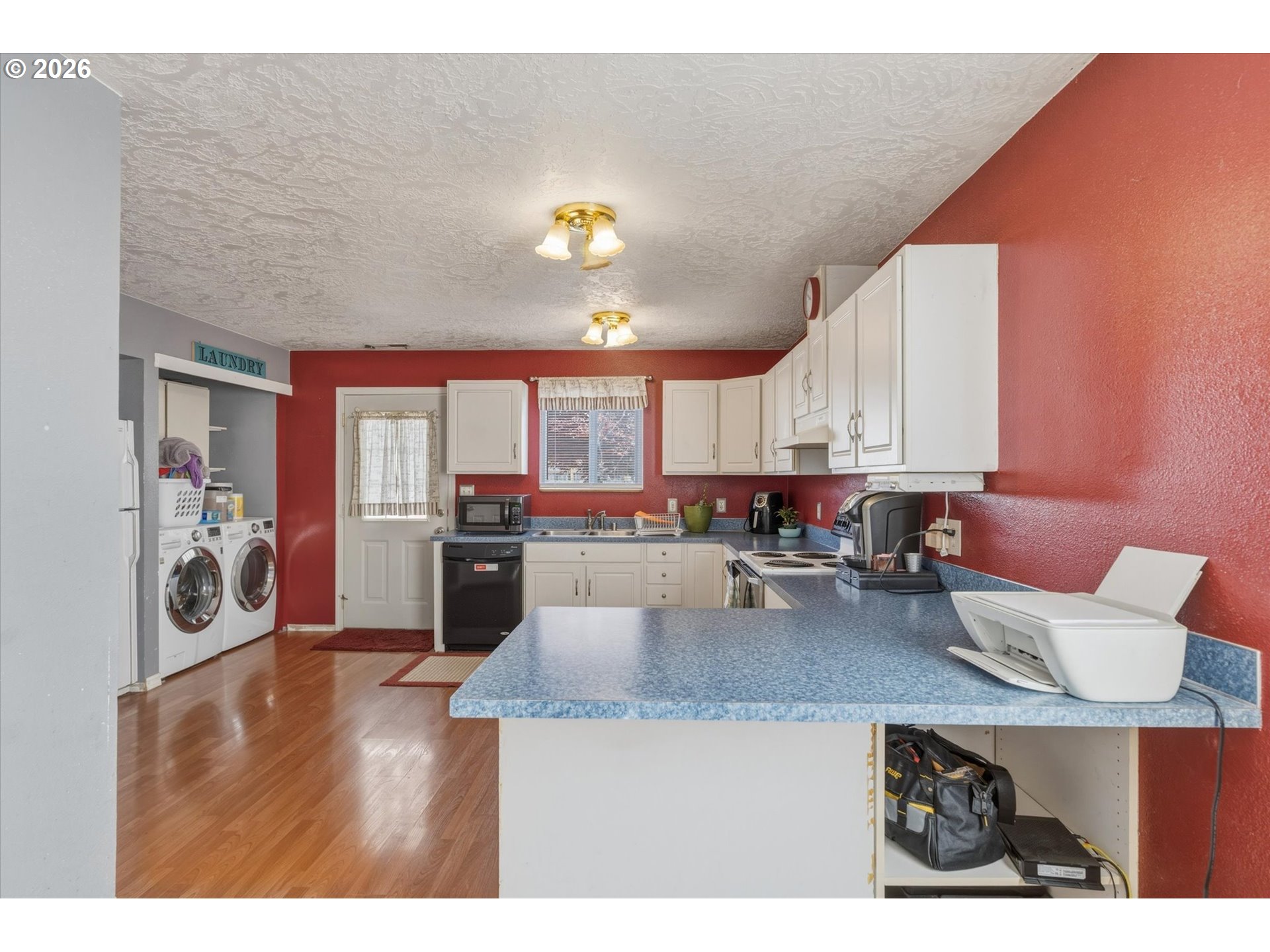 2928 Dover Street Longview, WA 98632 - Photo 11 of 40 Kitchen