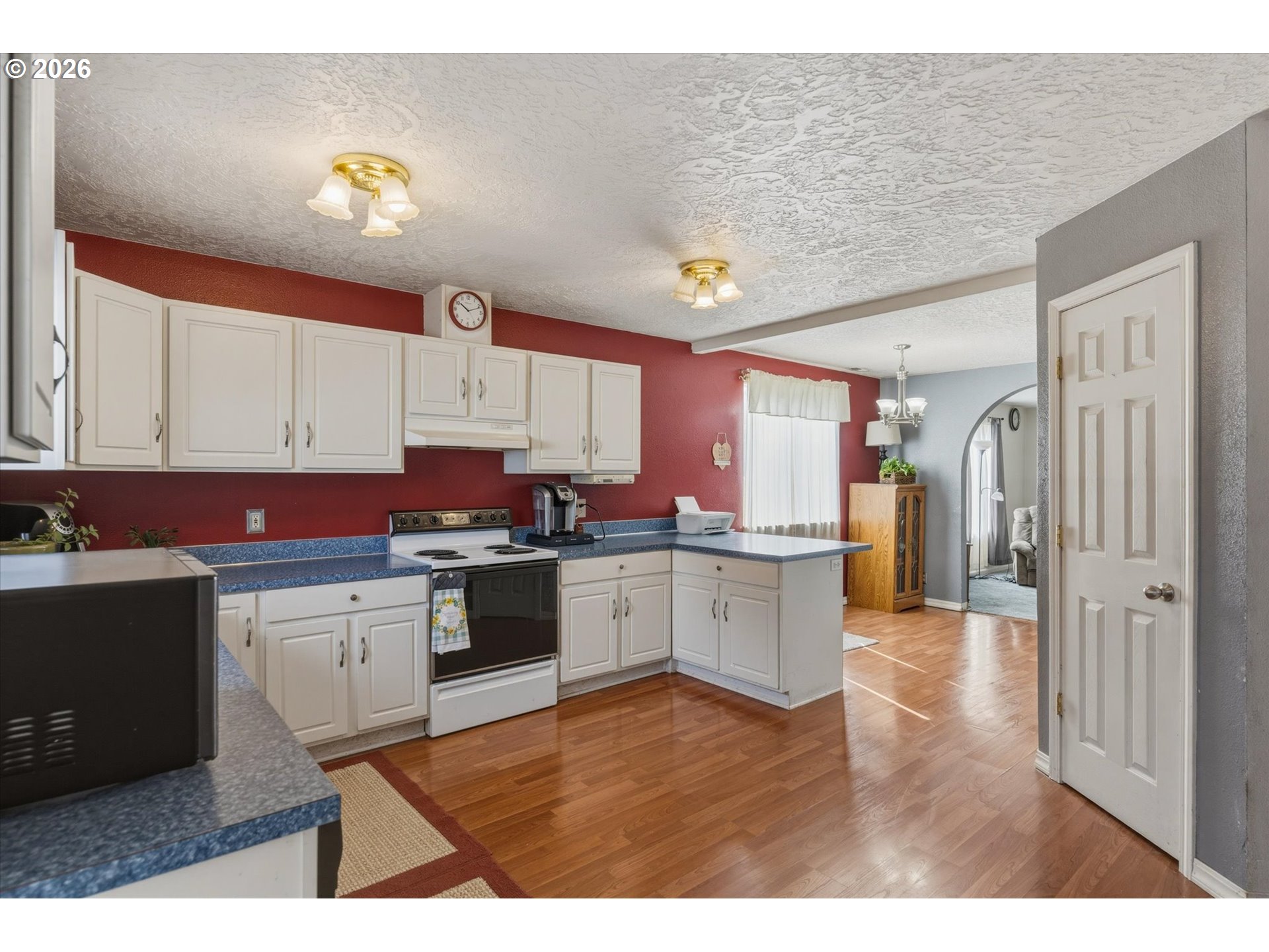 2928 Dover Street Longview, WA 98632 - Photo 15 of 40 Kitchen
