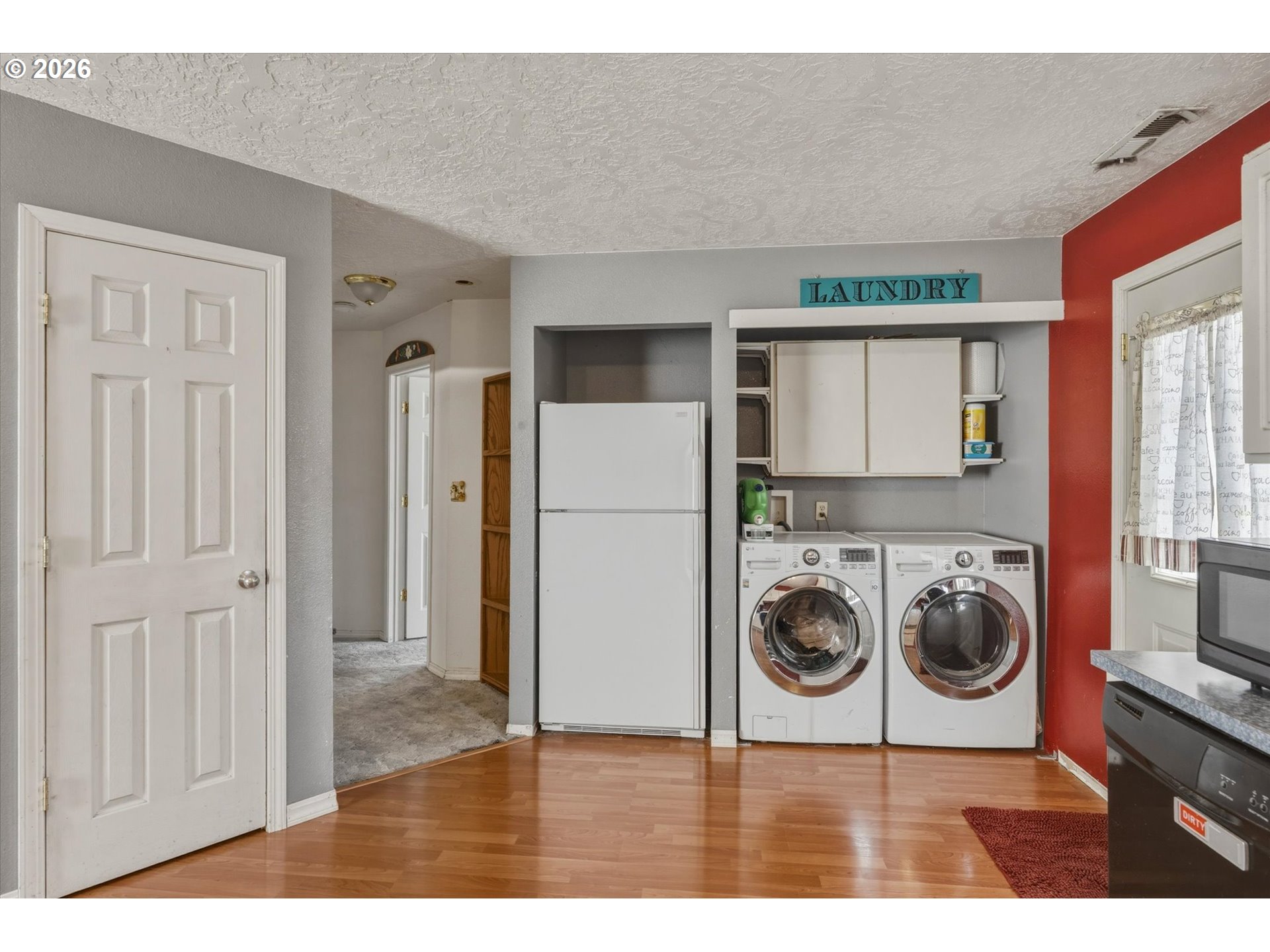 2928 Dover Street Longview, WA 98632 - Photo 16 of 40 Laundry