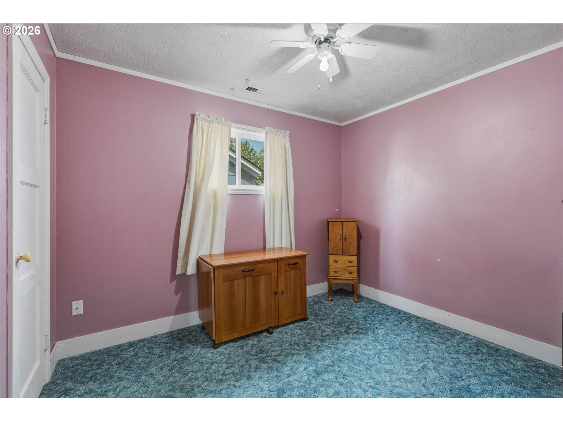 2928 Dover Street Longview, WA 98632 - Photo 23 of 40 Bedroom