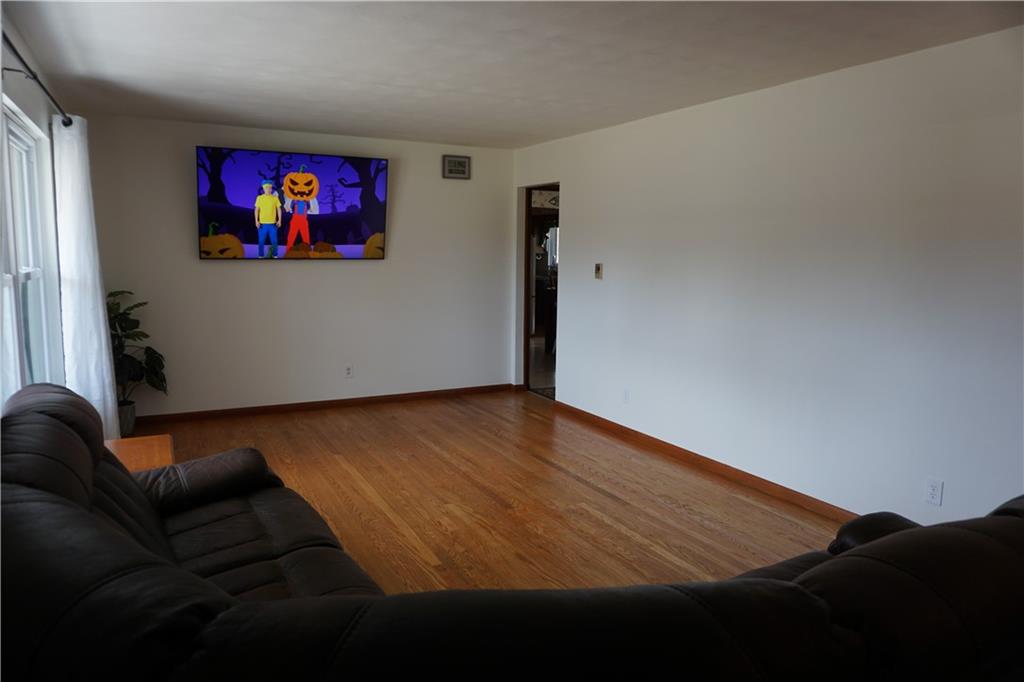 610 Griffin Road Indianapolis, IN 46227 - Photo 8 of 21 Gallery Image 8