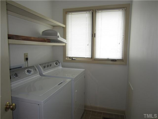 846 Inglenook Road Durham, NC 27707 - Photo 13 of 15 First Floor Location is so convenient.