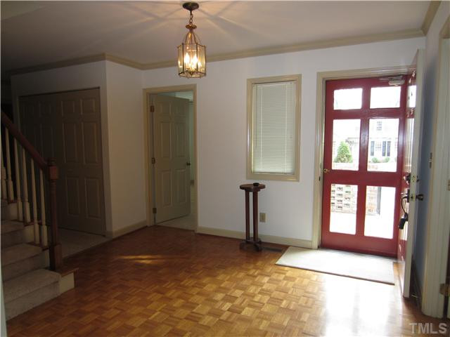 846 Inglenook Road Durham, NC 27707 - Photo 3 of 15 Looking back towards the front door.