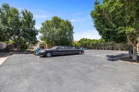 $1,075,000 | 7858 Sherry Lane, Jurupa Valley, CA 92509