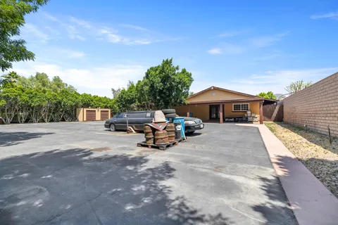 $1,075,000 | 7858 Sherry Lane, Jurupa Valley, CA 92509