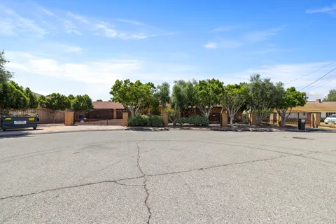 $1,075,000 | 7858 Sherry Lane, Jurupa Valley, CA 92509