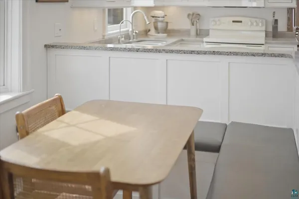 $467,000 | 2201 Vermilion Road, Duluth, MN 55803