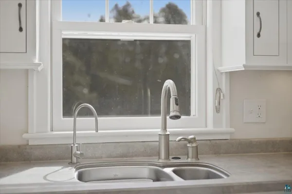 $467,000 | 2201 Vermilion Road, Duluth, MN 55803