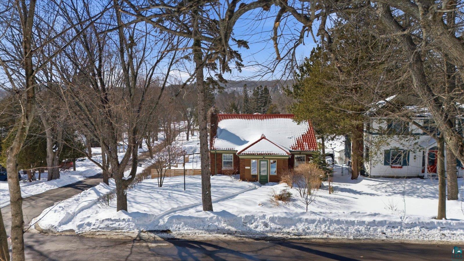 2201 Vermilion Road Duluth, MN 55803 - Photo 2 of 79 View of front of house with a tiled roof