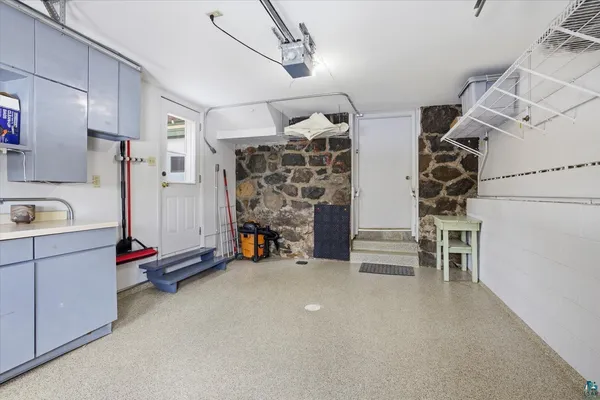 $467,000 | 2201 Vermilion Road, Duluth, MN 55803