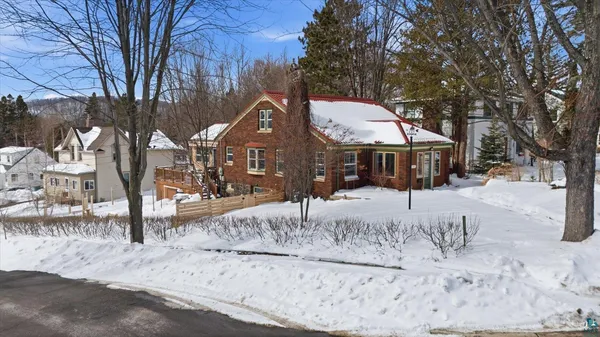 $467,000 | 2201 Vermilion Road, Duluth, MN 55803