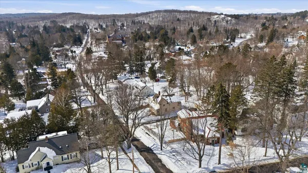 $467,000 | 2201 Vermilion Road, Duluth, MN 55803