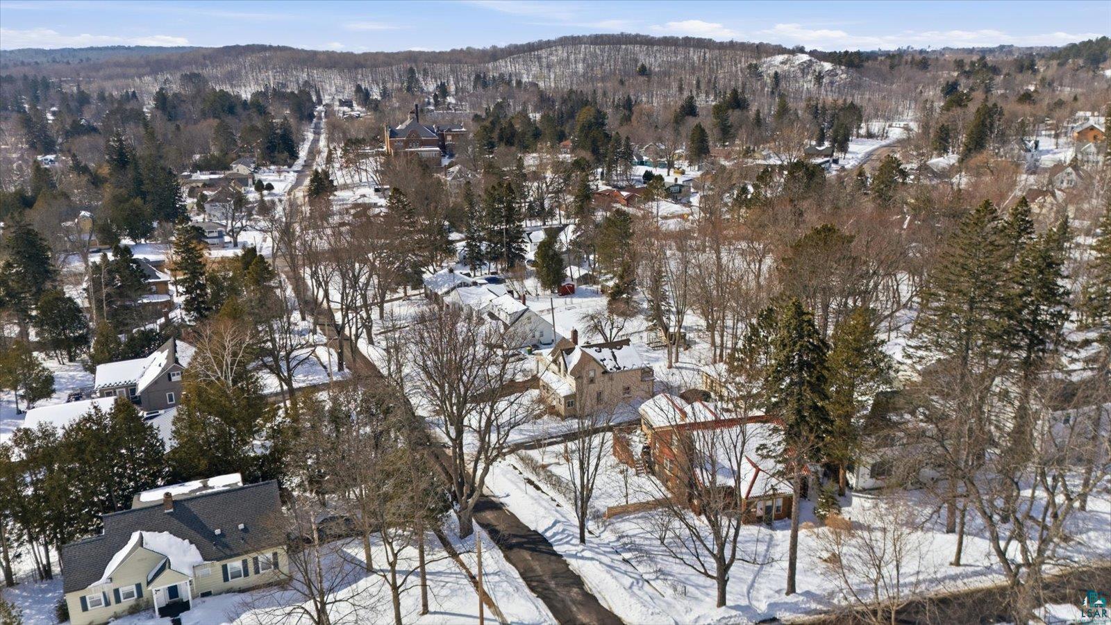 2201 Vermilion Road Duluth, MN 55803 - Photo 69 of 79 View of snowy aerial view