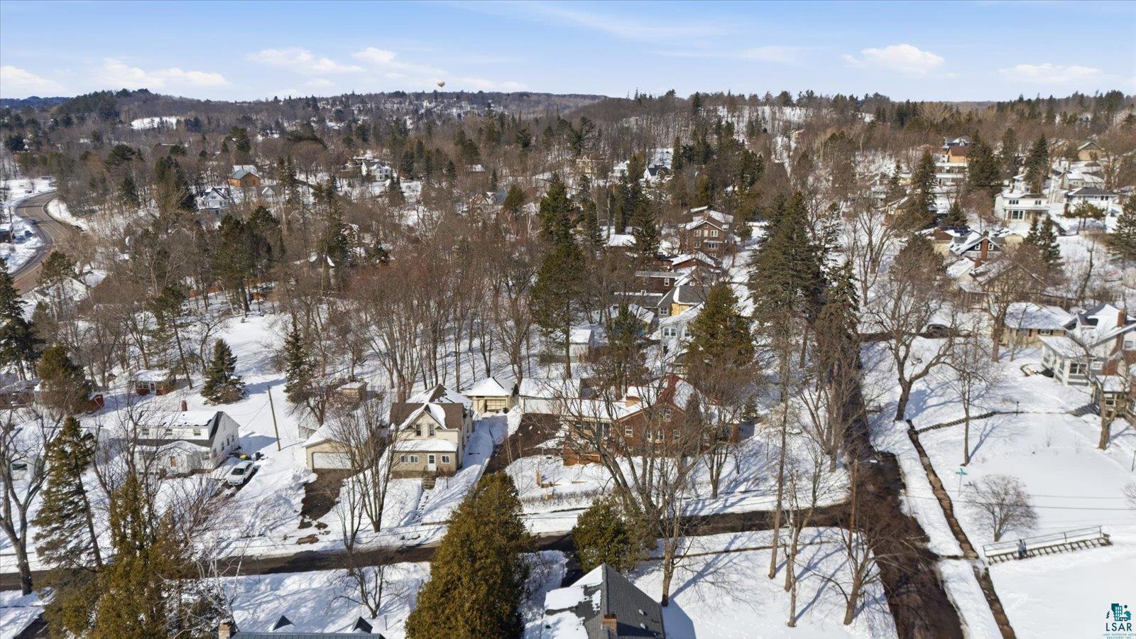 2201 Vermilion Road Duluth, MN 55803 - Photo 70 of 79 Snowy aerial view with a residential view
