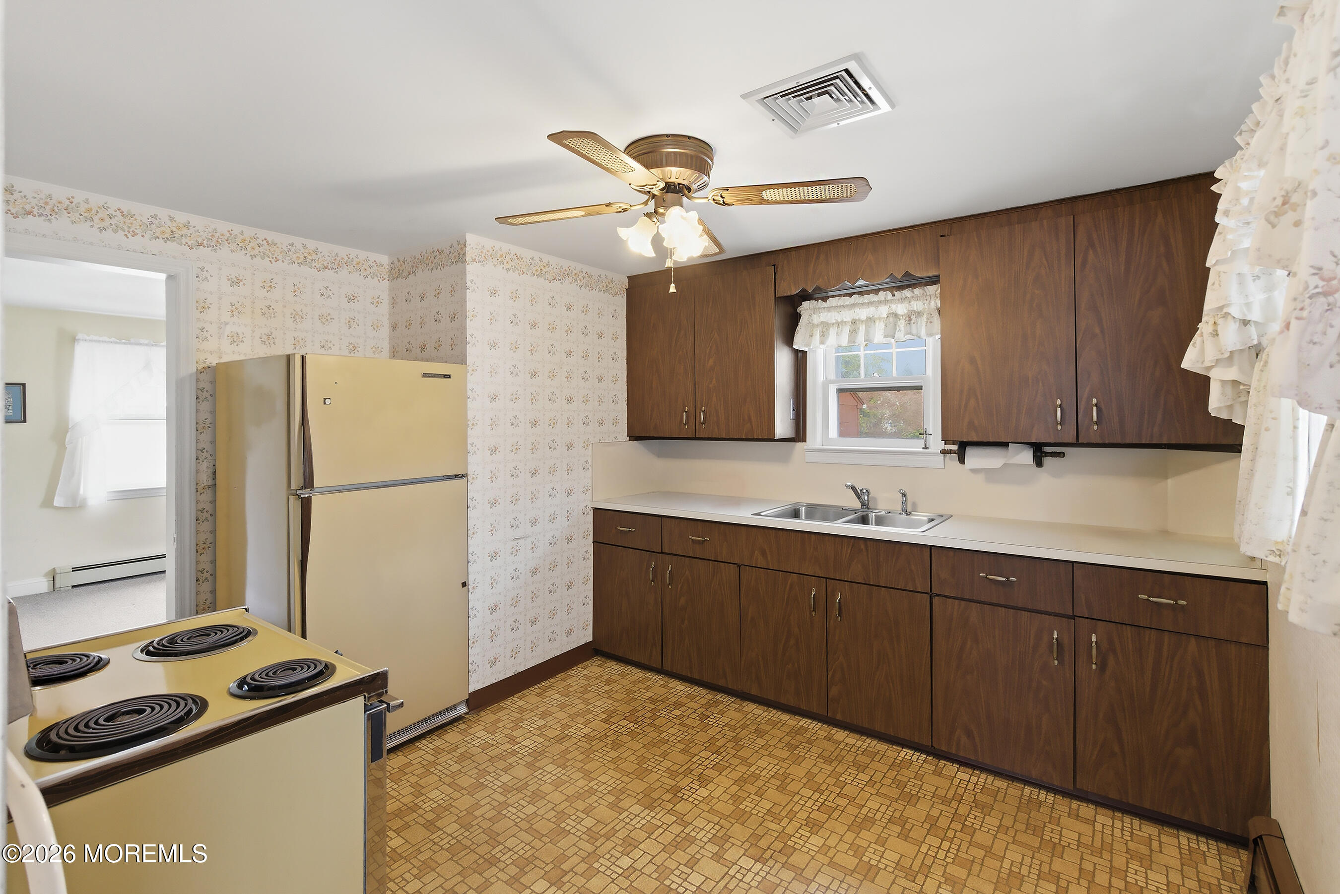 50 Ridge Avenue Manasquan, NJ 08736 - Photo 15 of 30 11-Kitchen 1A declutter