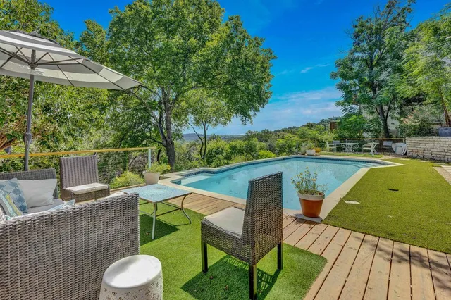 $1,550,000 | 2419 Trail Of The Madrones, Austin, TX 78746