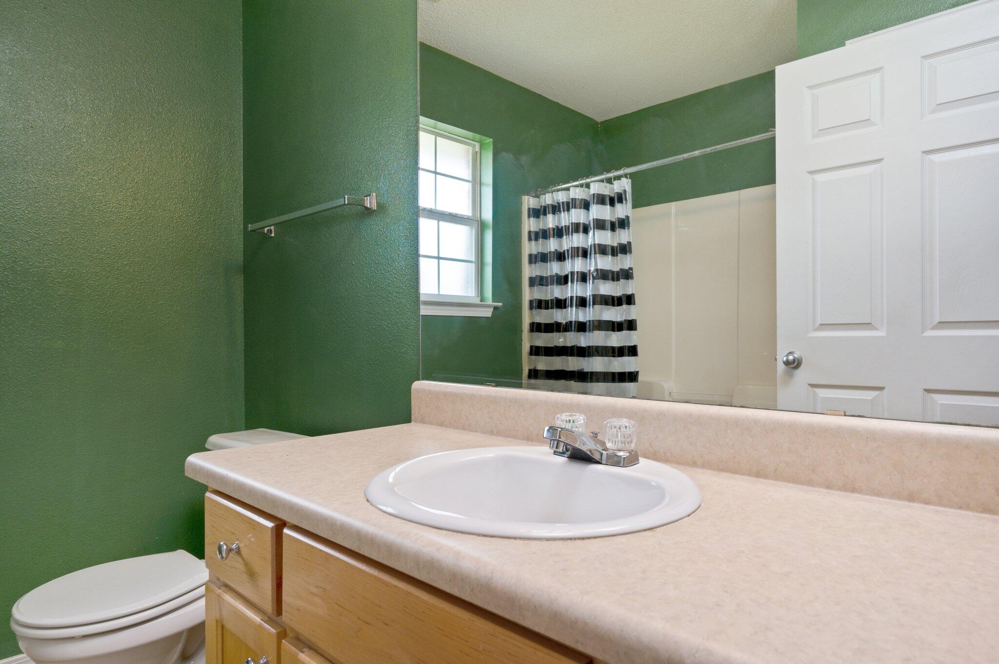 2142 Hagood Loop Crestview, FL 32536 - Photo 31 of 45 31-web-or-mls-2142 Hagood Loop-04
