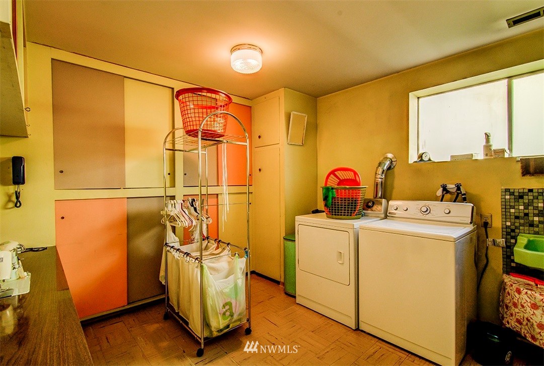 4914 South Roxbury Street Seattle, WA 98118 - Photo 8 of 18