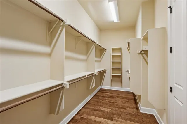 a view of walk in closet