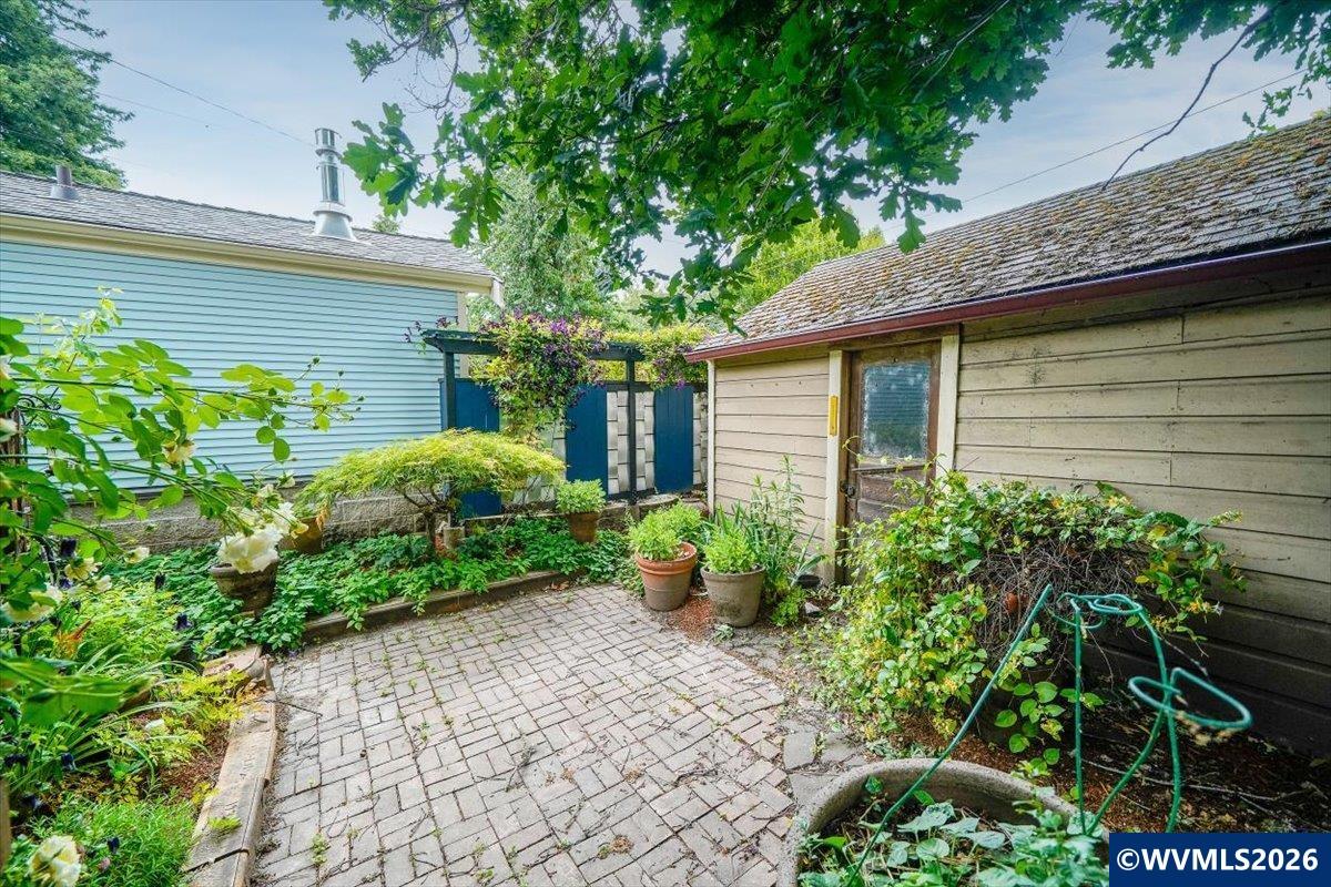404 Southwest 6th Street Corvallis, OR 97333 - Photo 46 of 49