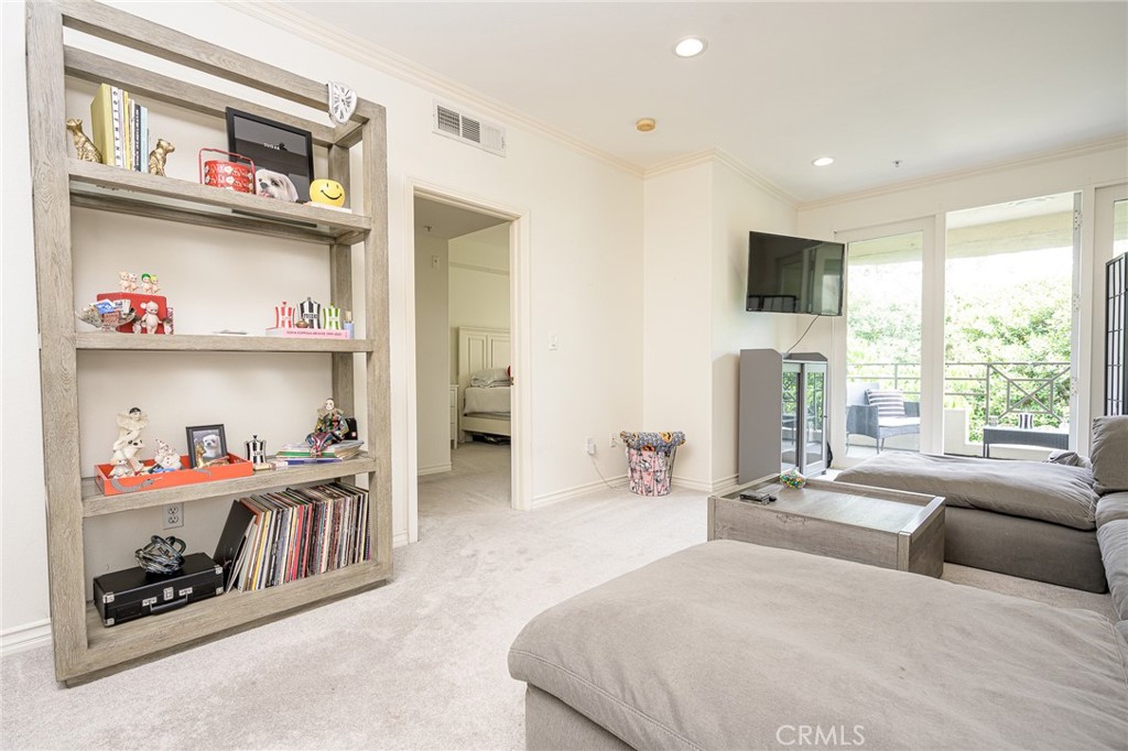 2253 Martin, Unit 215 Irvine, CA 92612 - Photo 12 of 21