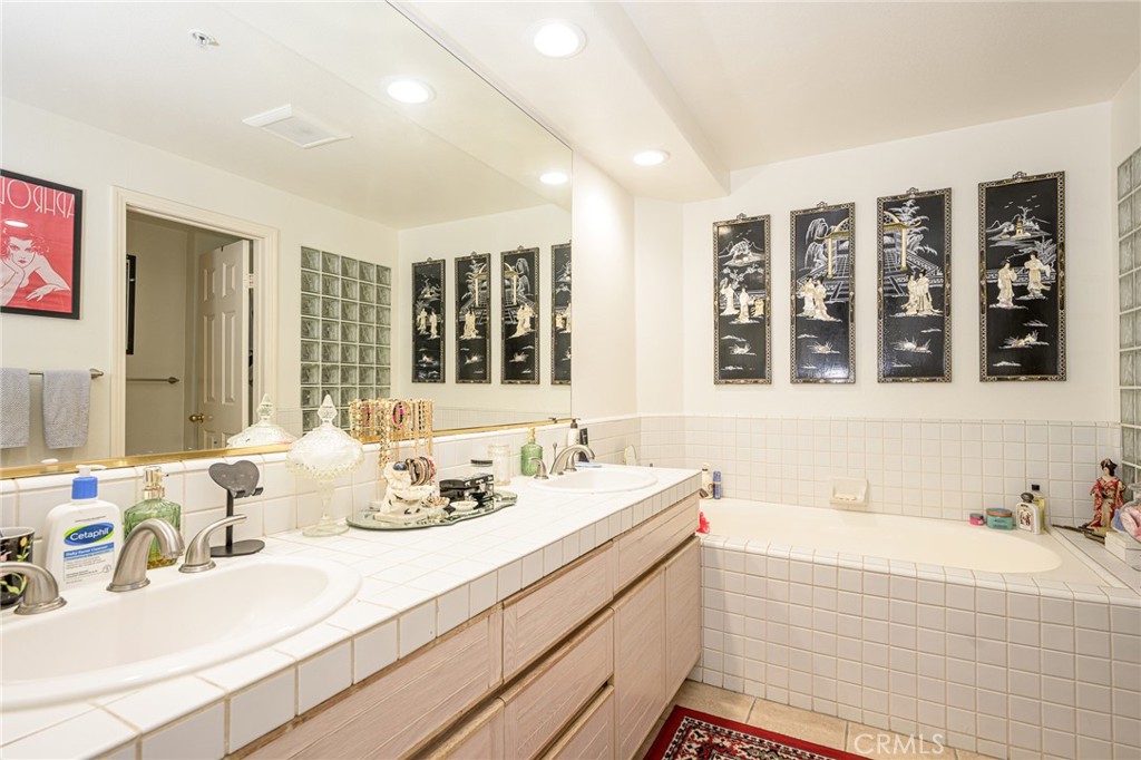 2253 Martin, Unit 215 Irvine, CA 92612 - Photo 17 of 21