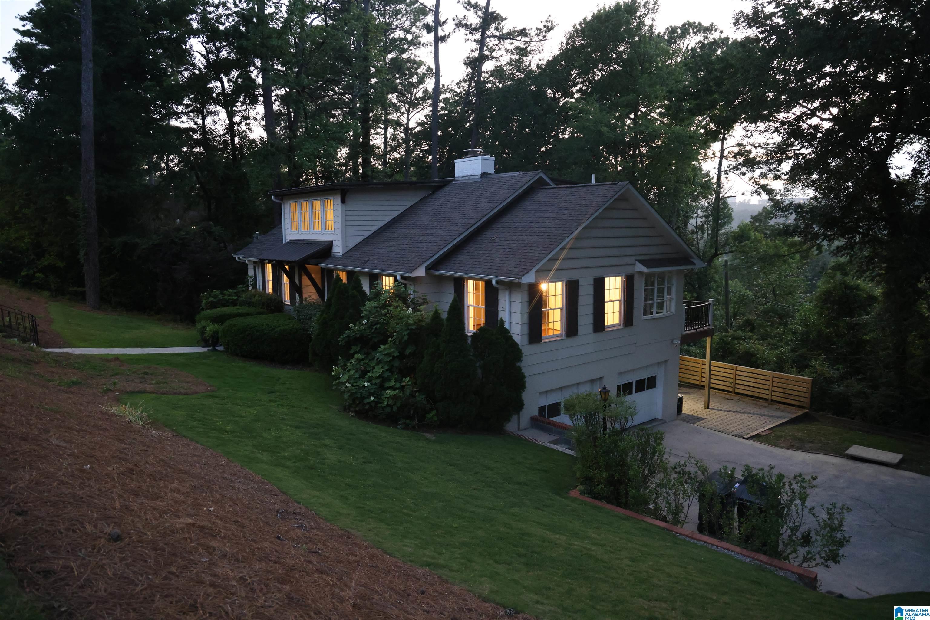 1624 Ridge Road Birmingham, AL 35209 - Photo 6 of 60