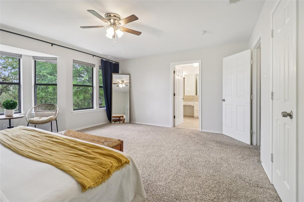 1428 Hampton Road Grapevine, TX 76051 - Photo 20 of 36